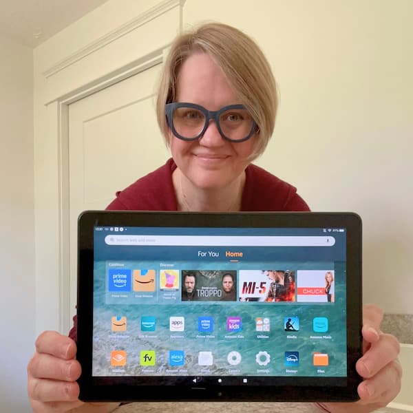 sarah holding amazon fire 10"