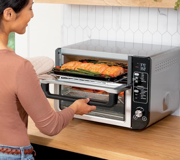 Ninja 12-in-1 Rapid Cook and Convection Double Oven deal
